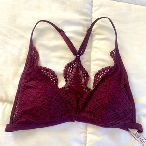Victoria’s Secret Razorback Lace Maroon Bralette